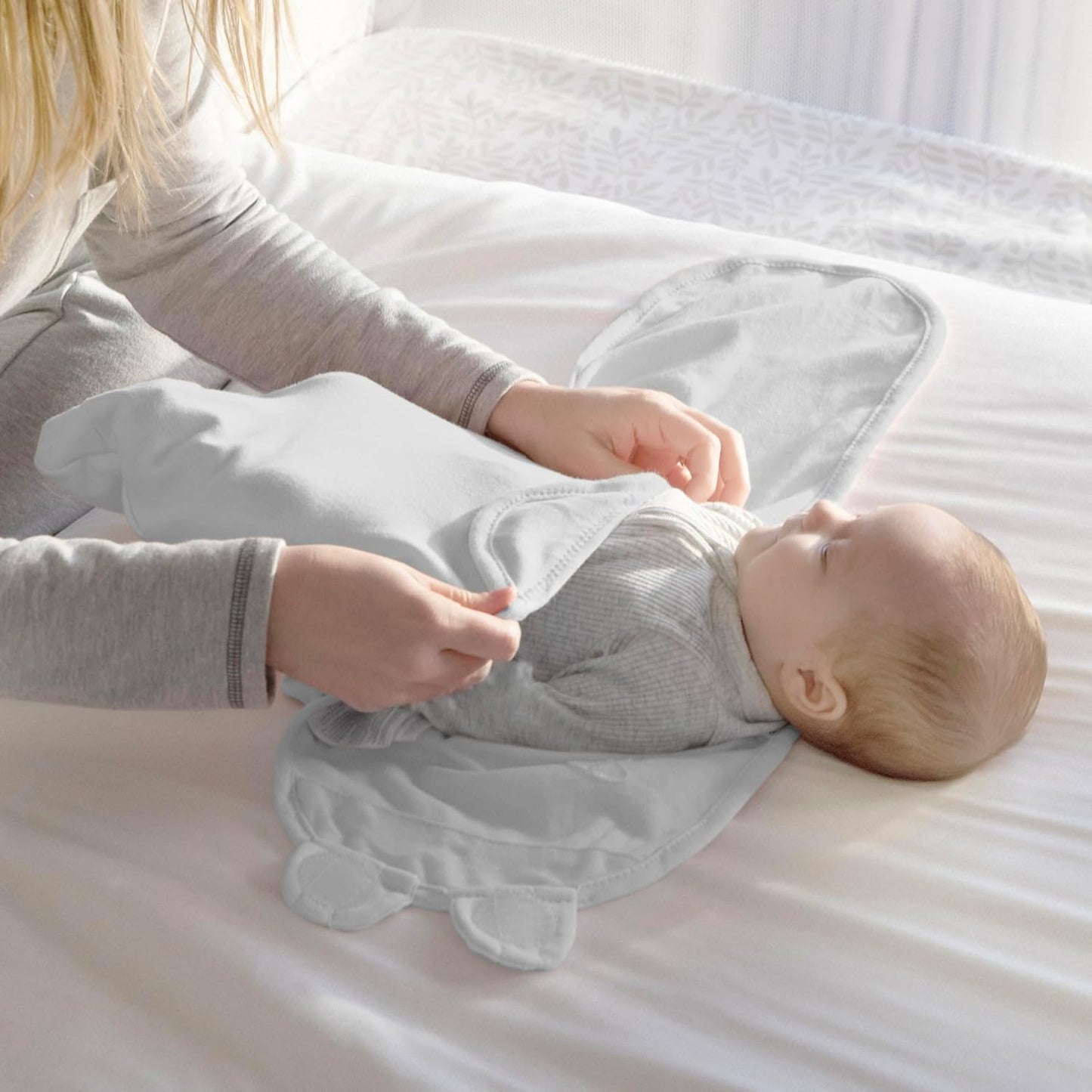 SwaddleMe by Ingenuity Original Swaddle - 100% Cotton Large